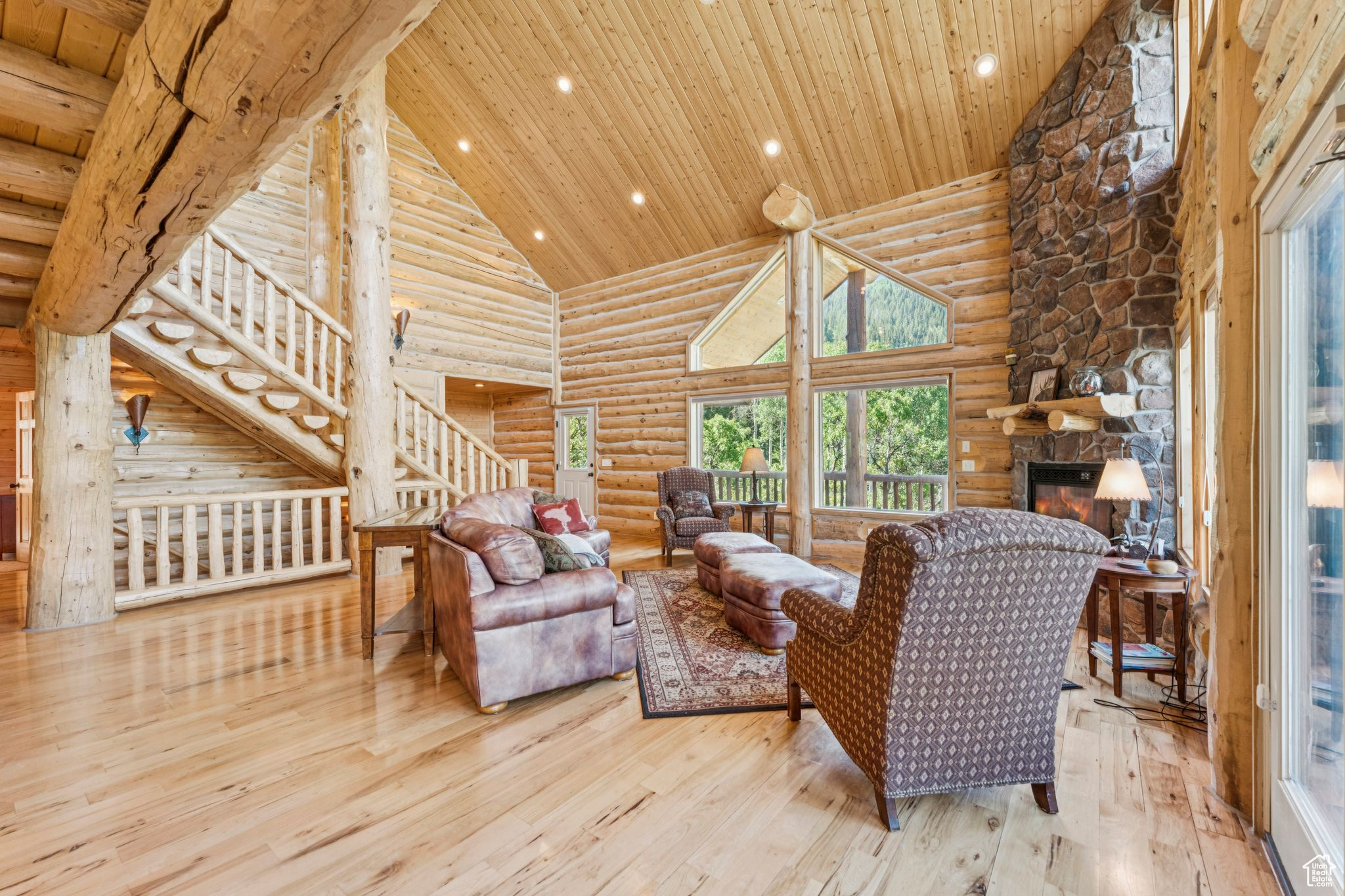 PINE MOUNTAIN - Residential
