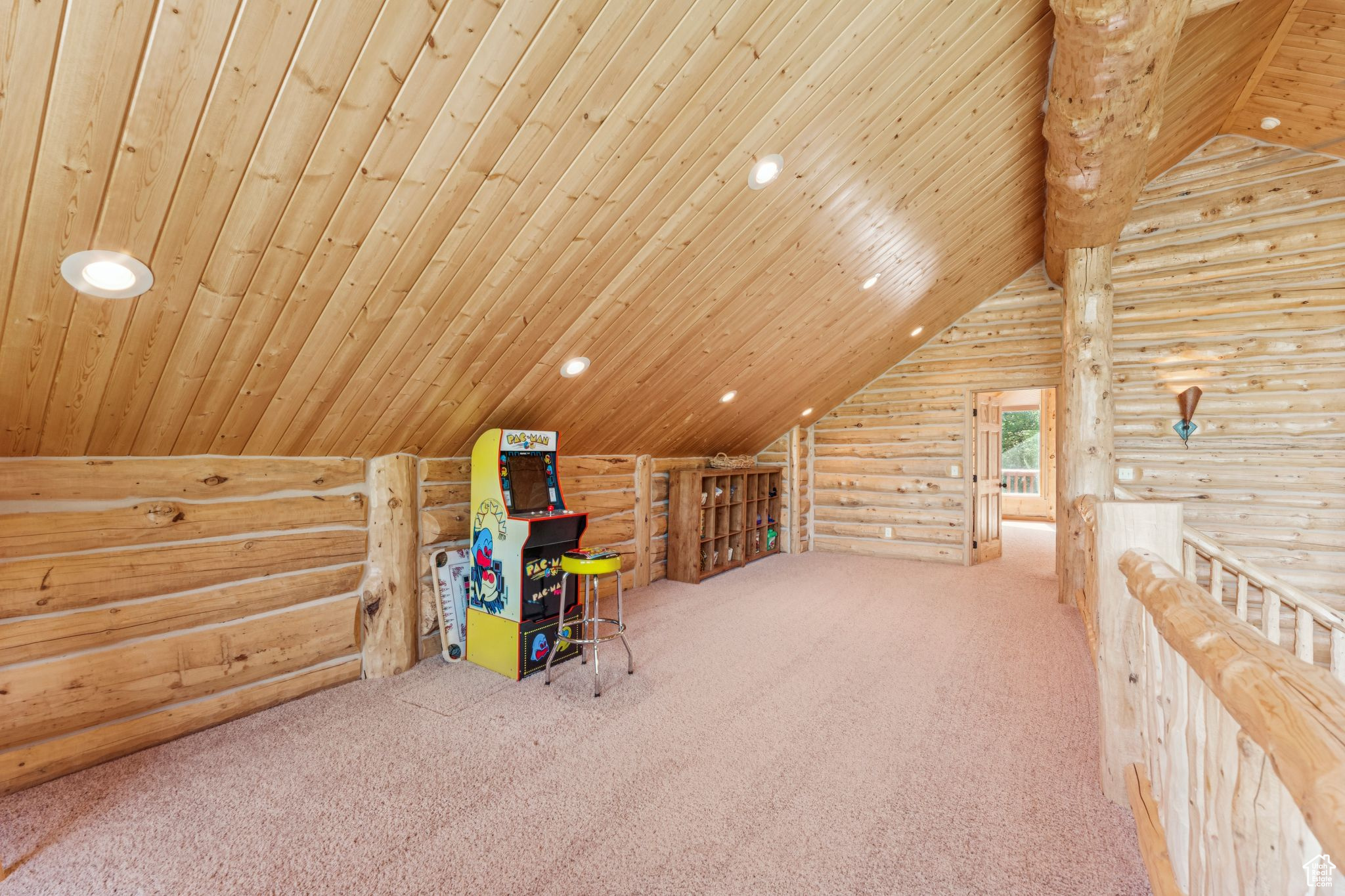 PINE MOUNTAIN - Residential