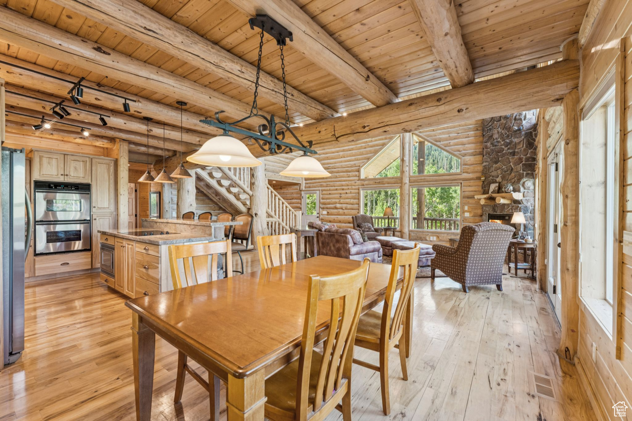PINE MOUNTAIN - Residential