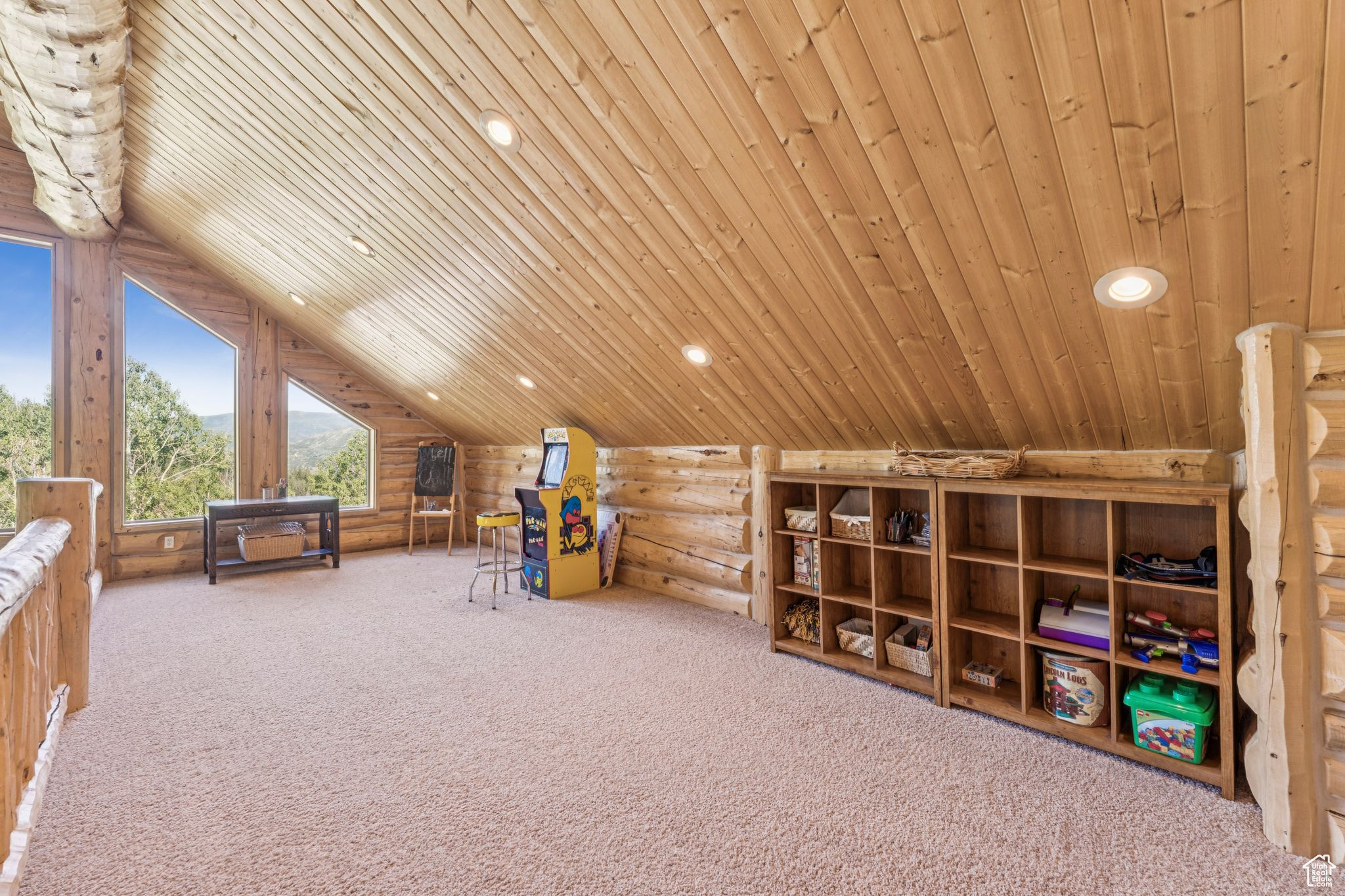 PINE MOUNTAIN - Residential