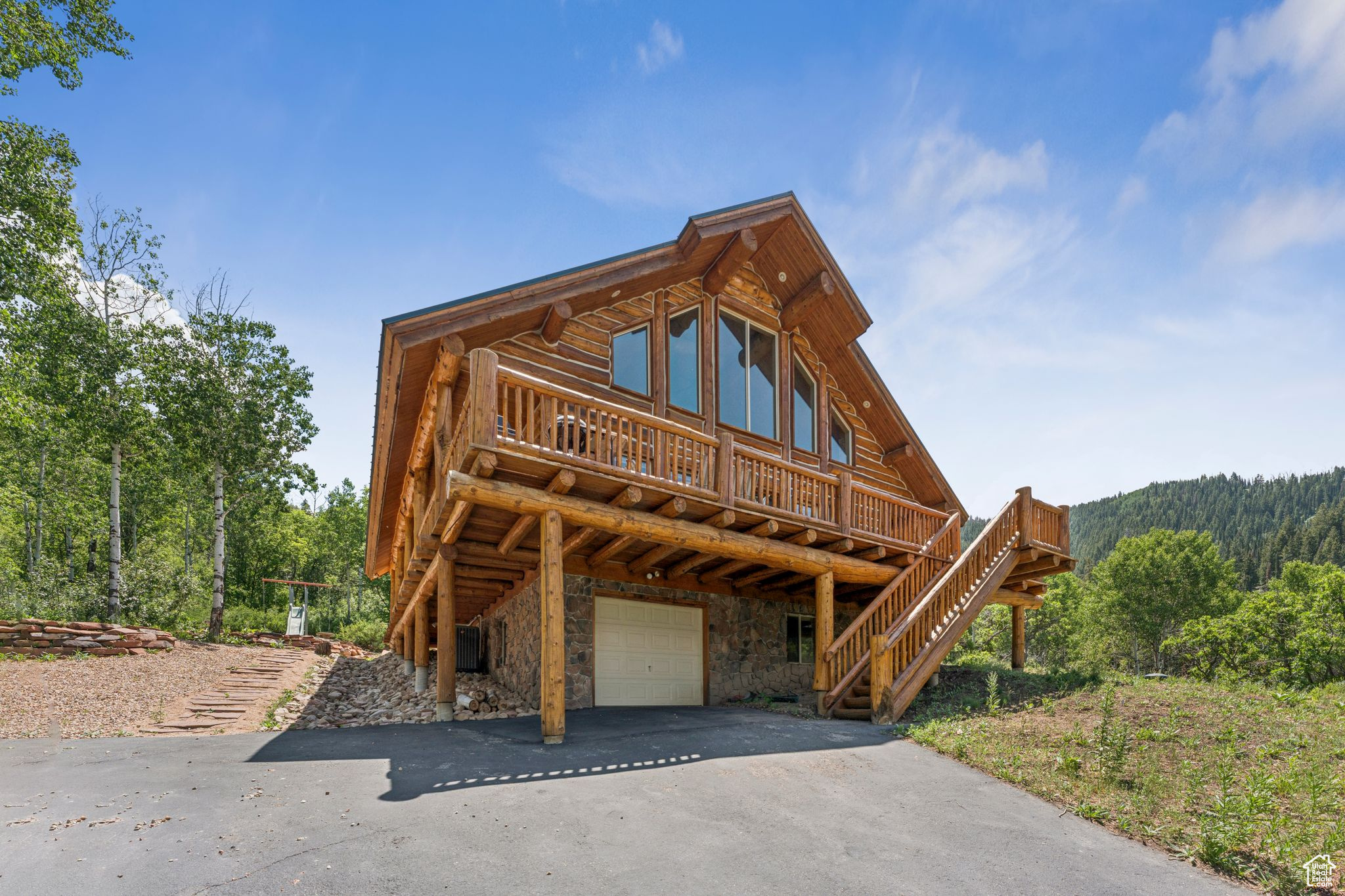 PINE MOUNTAIN - Residential