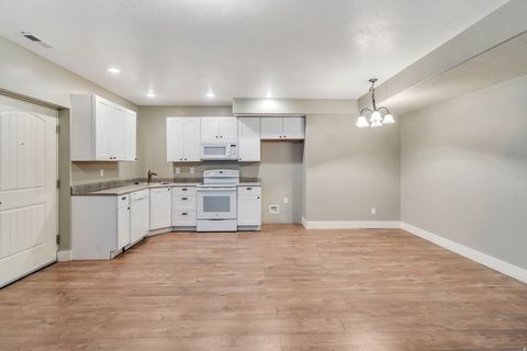 Tiny photo for 991 E 100 S, Pleasant Grove, UT 84062 (MLS # 2150006)