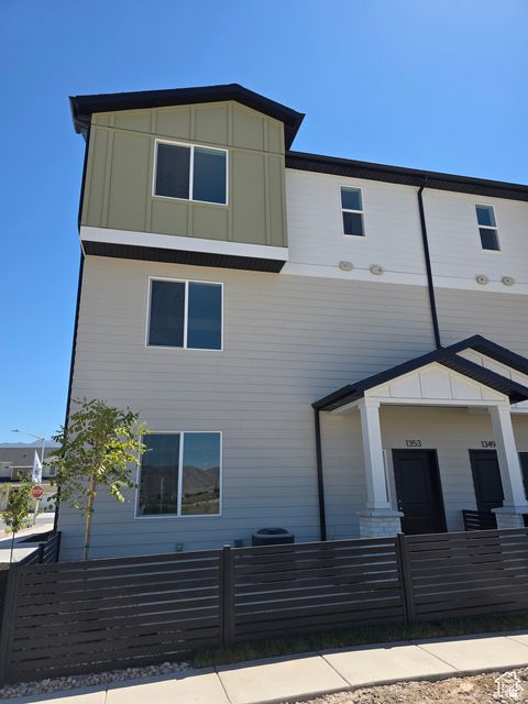 Photo of 1317 N 1390 E #26-100, Payson, UT 84651 (MLS # 2105431)