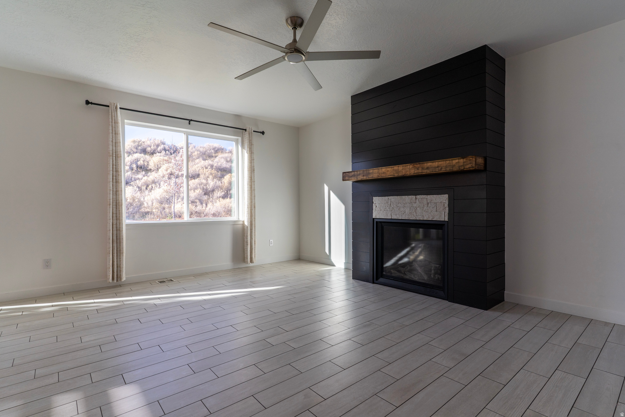 MEADOWS - Residential