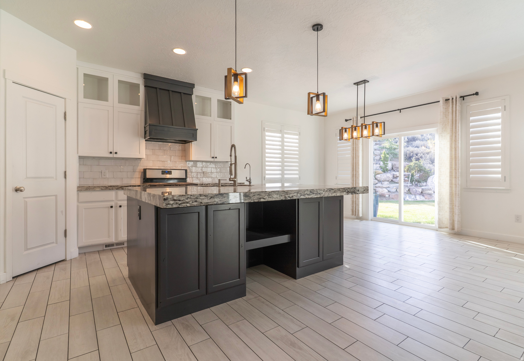 MEADOWS - Residential