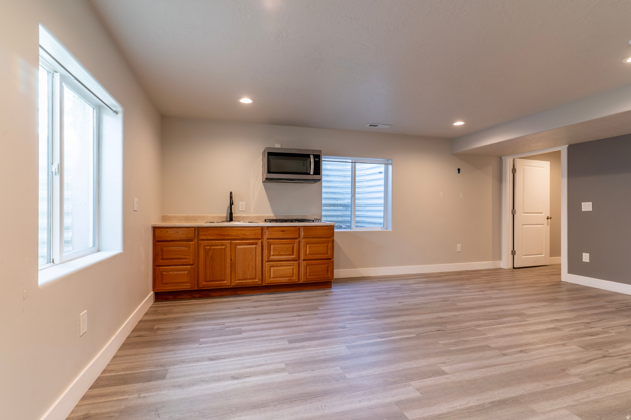 MEADOWS - Residential