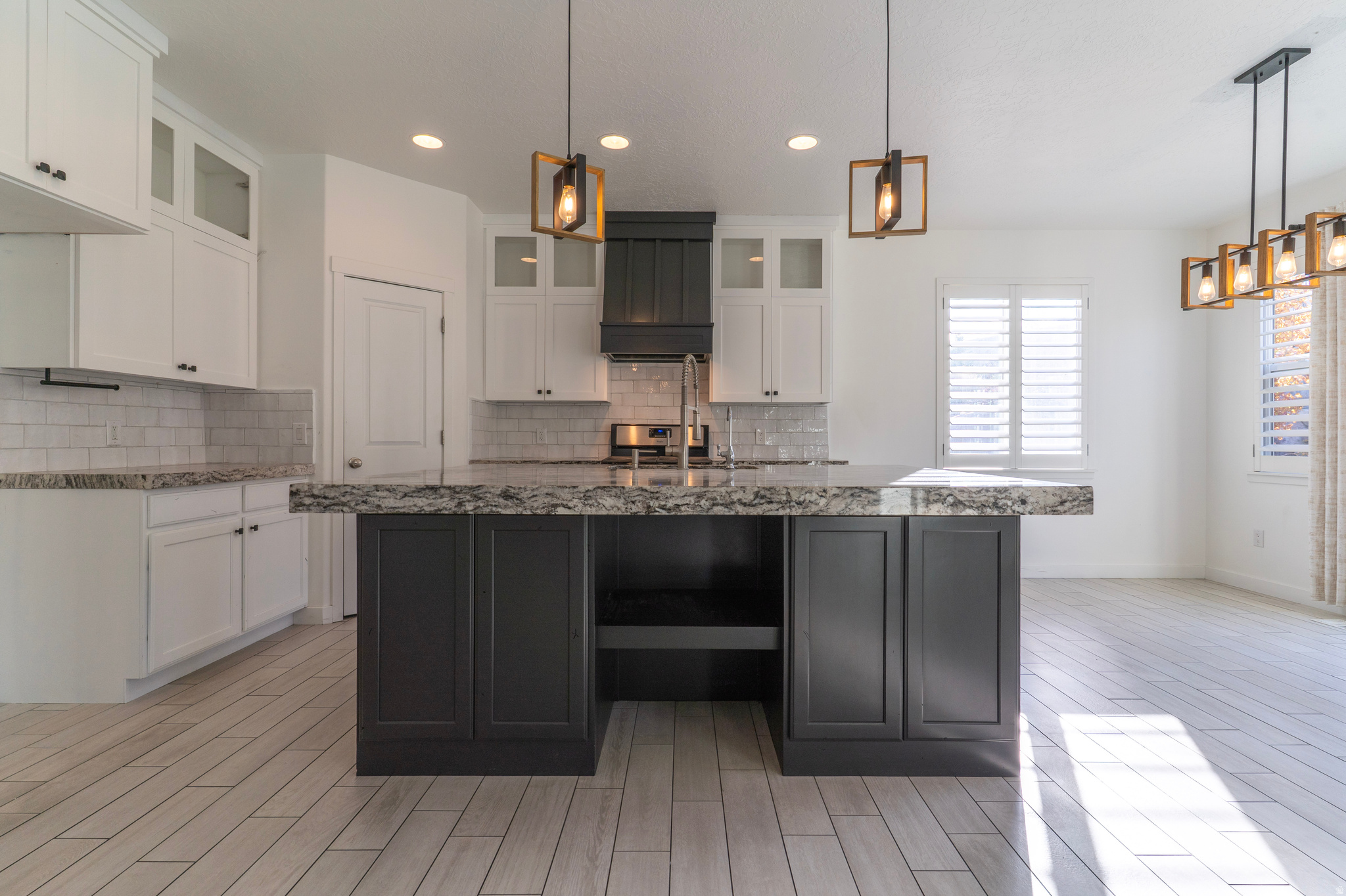 MEADOWS - Residential