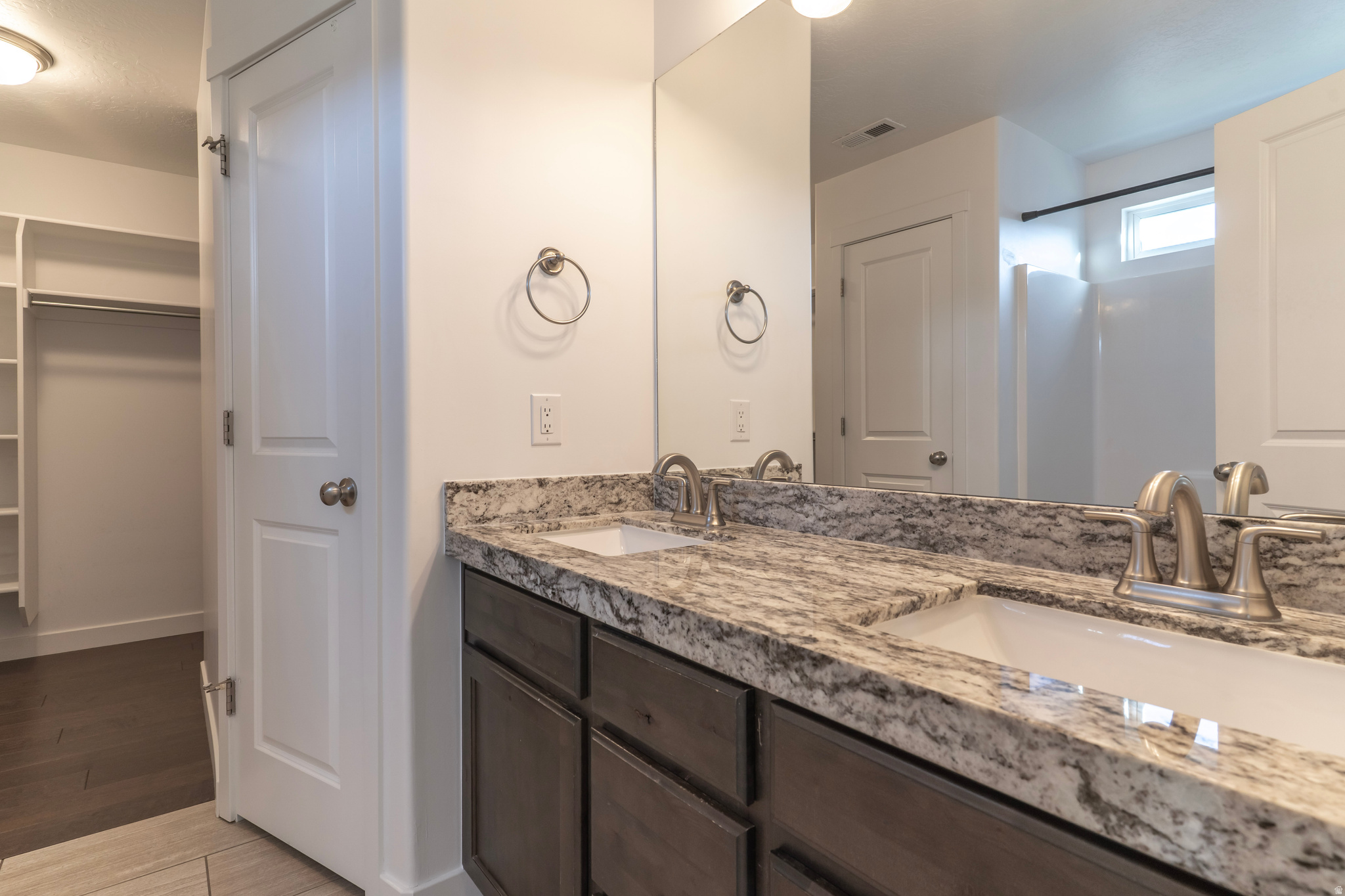 MEADOWS - Residential