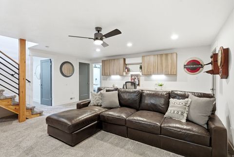 Tiny photo for 2215 N 1400 E, Provo, UT 84604 (MLS # 2151238)