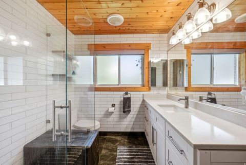 Tiny photo for 2215 N 1400 E, Provo, UT 84604 (MLS # 2151238)