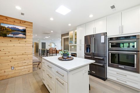 Tiny photo for 2215 N 1400 E, Provo, UT 84604 (MLS # 2151238)