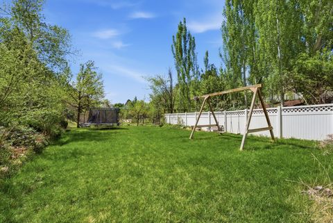 Tiny photo for 2215 N 1400 E, Provo, UT 84604 (MLS # 2151238)