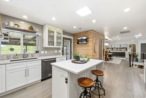 Tiny photo for 2215 N 1400 E, Provo, UT 84604 (MLS # 2151238)