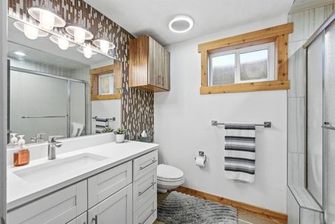 Tiny photo for 2215 N 1400 E, Provo, UT 84604 (MLS # 2151238)