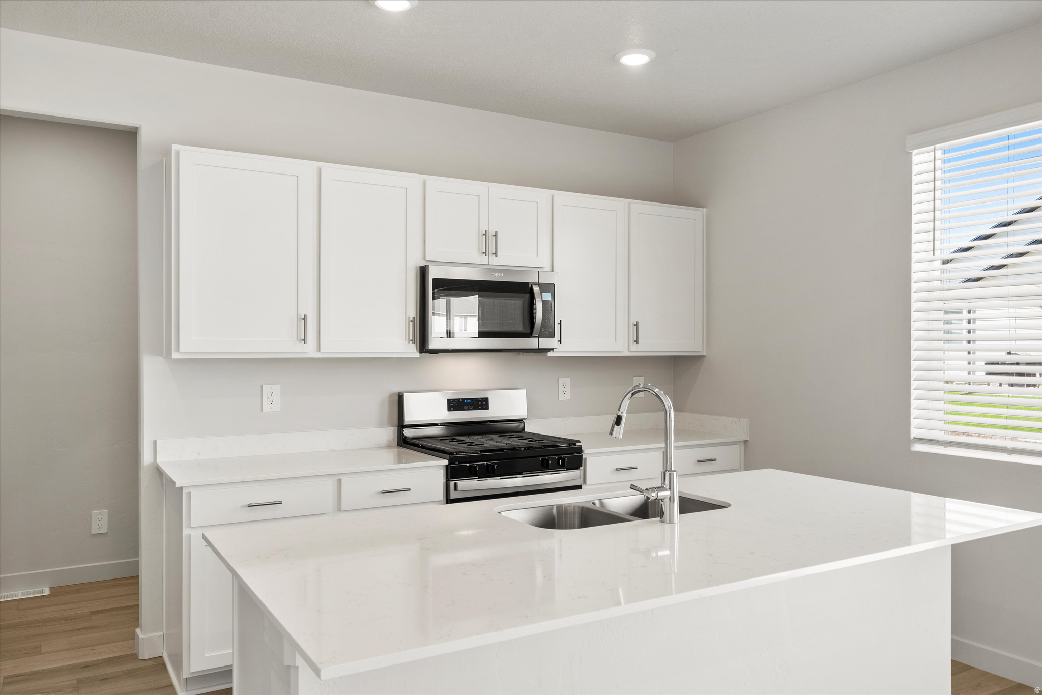 STRATTON ACRES - Residential