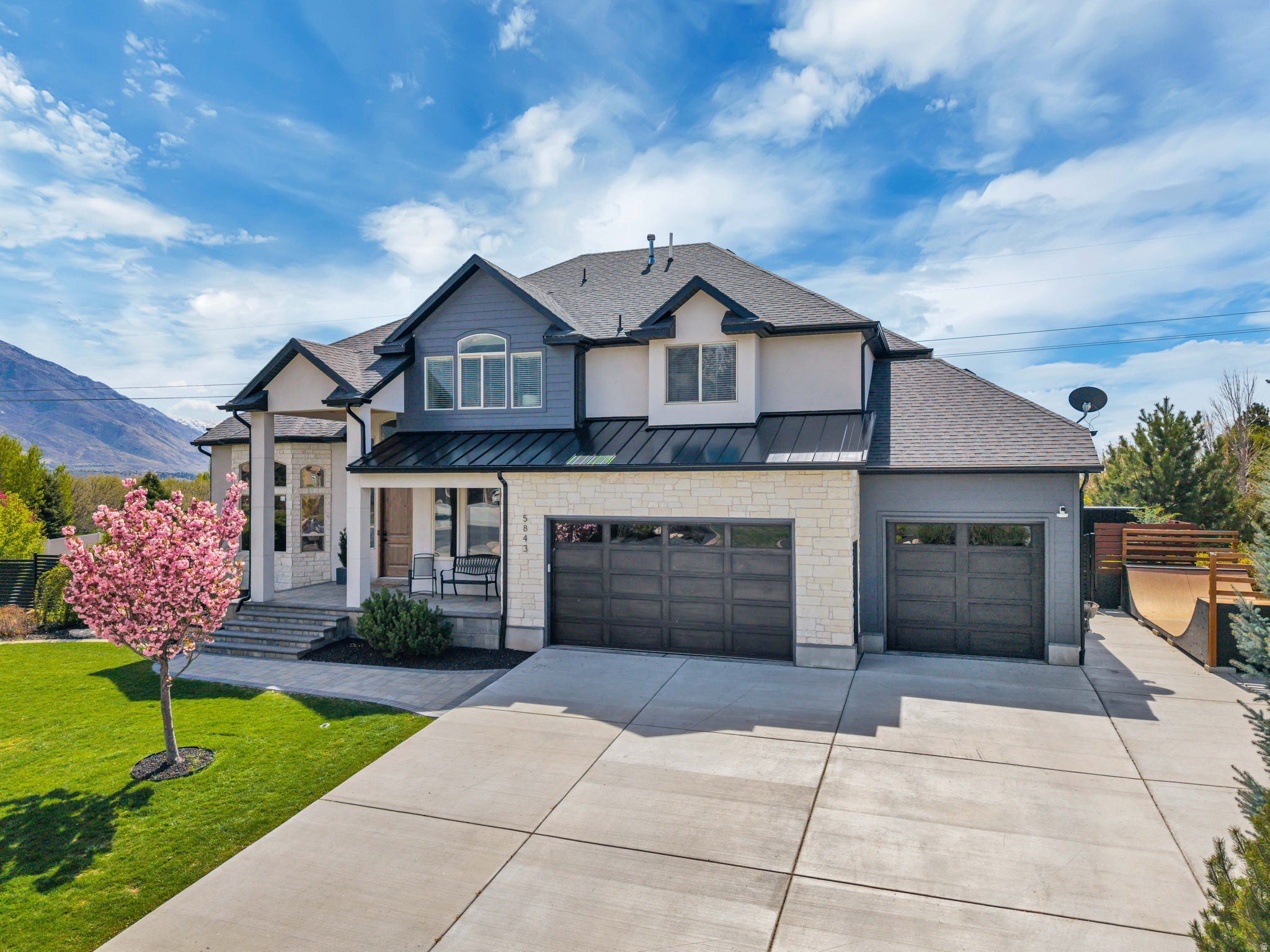 BEACON HILL - Residential