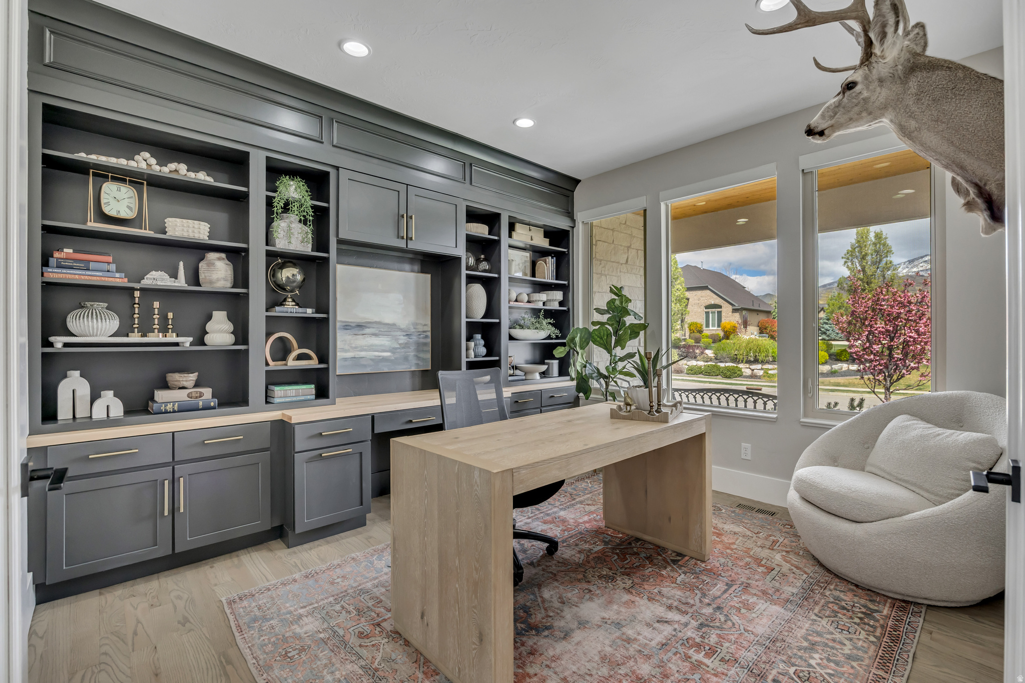 BEACON HILL - Residential