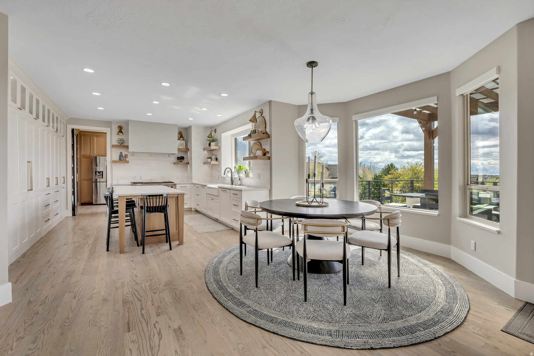 BEACON HILL - Residential