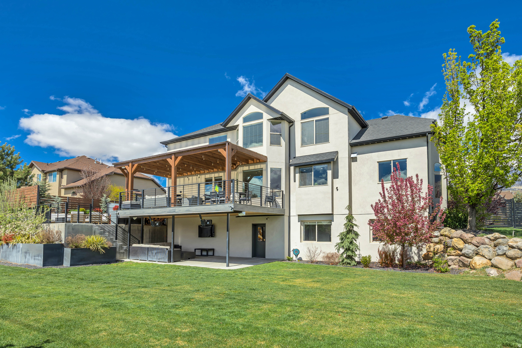 BEACON HILL - Residential