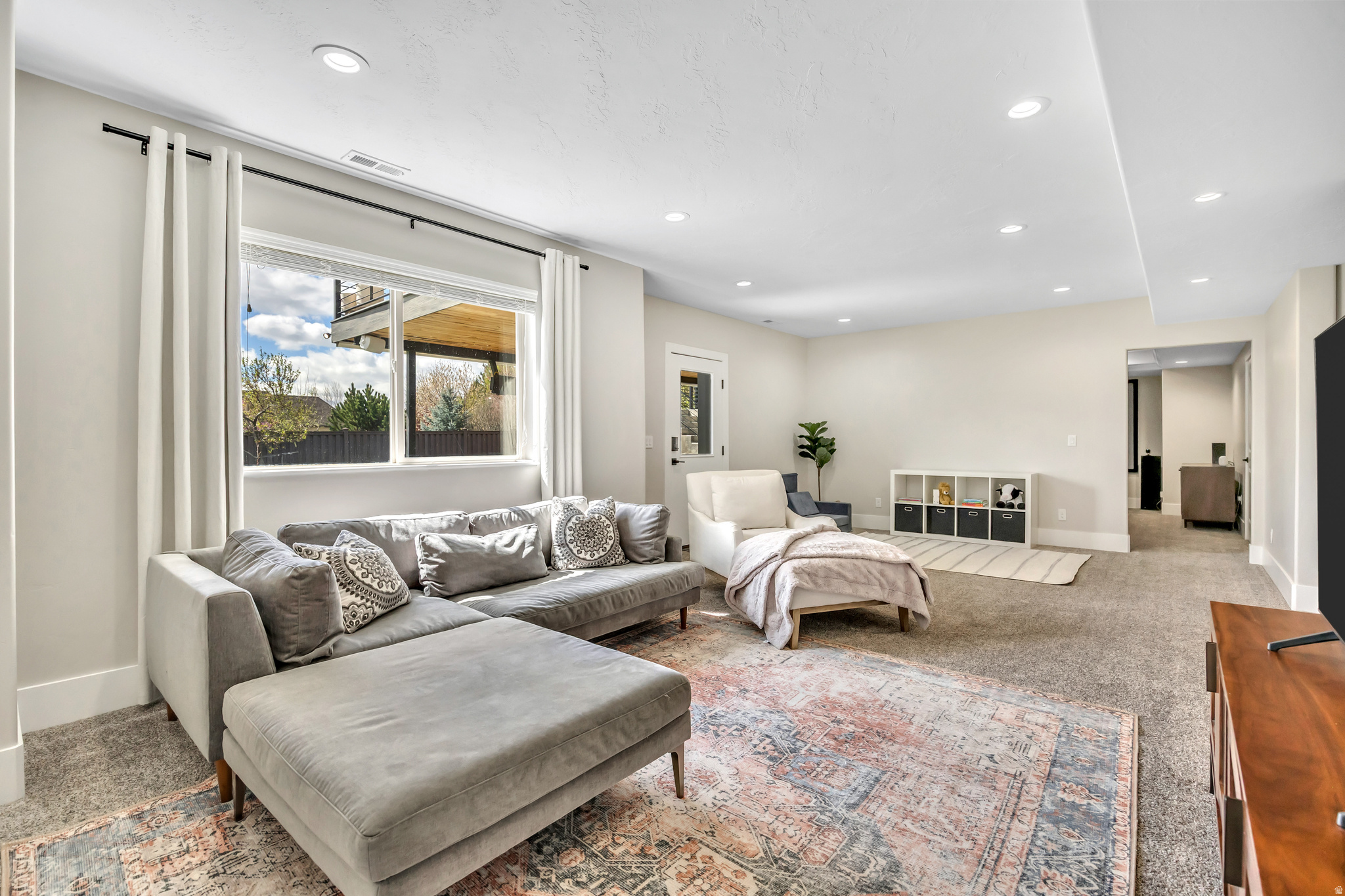 BEACON HILL - Residential