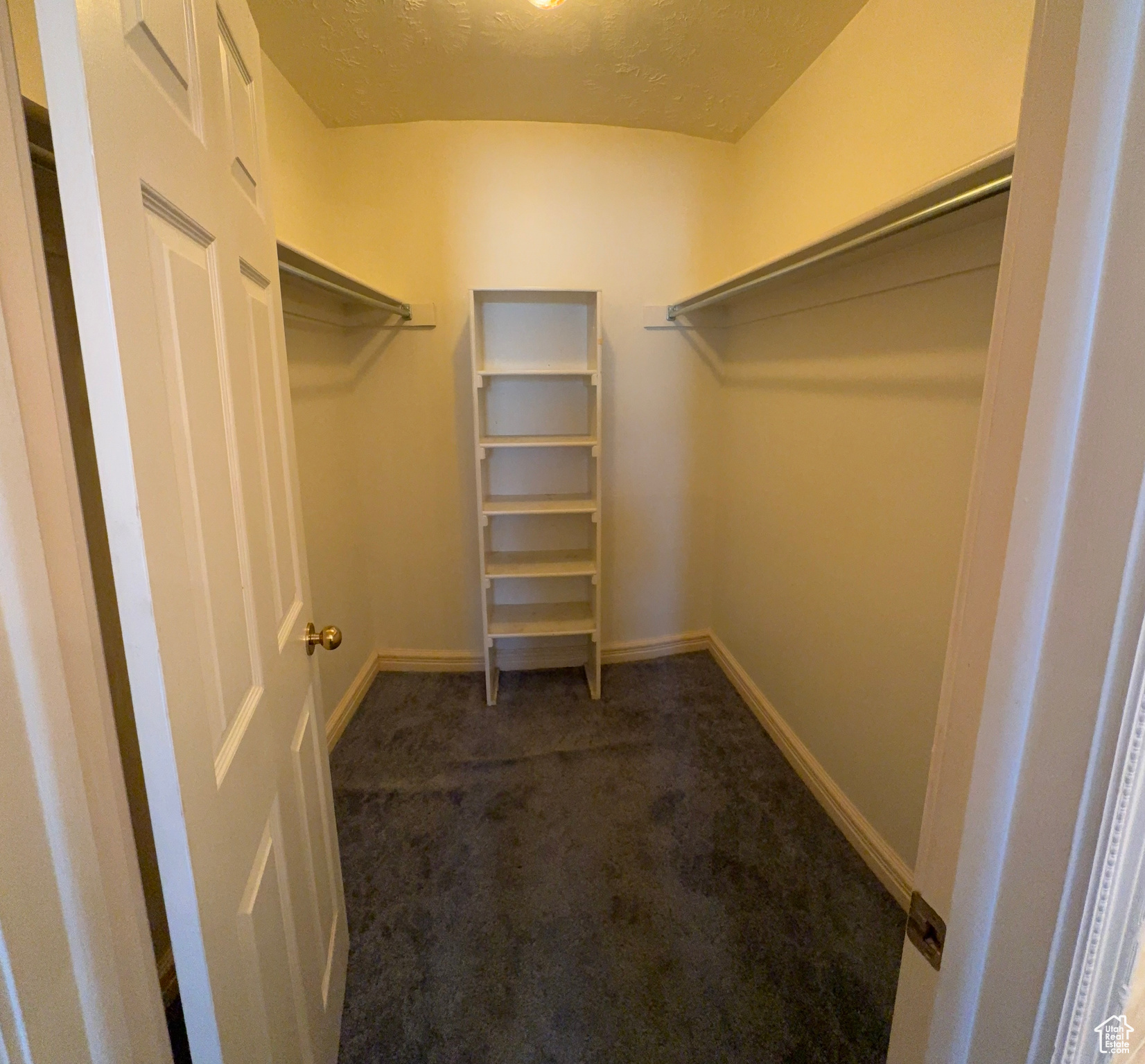 MEADOWS - Residential