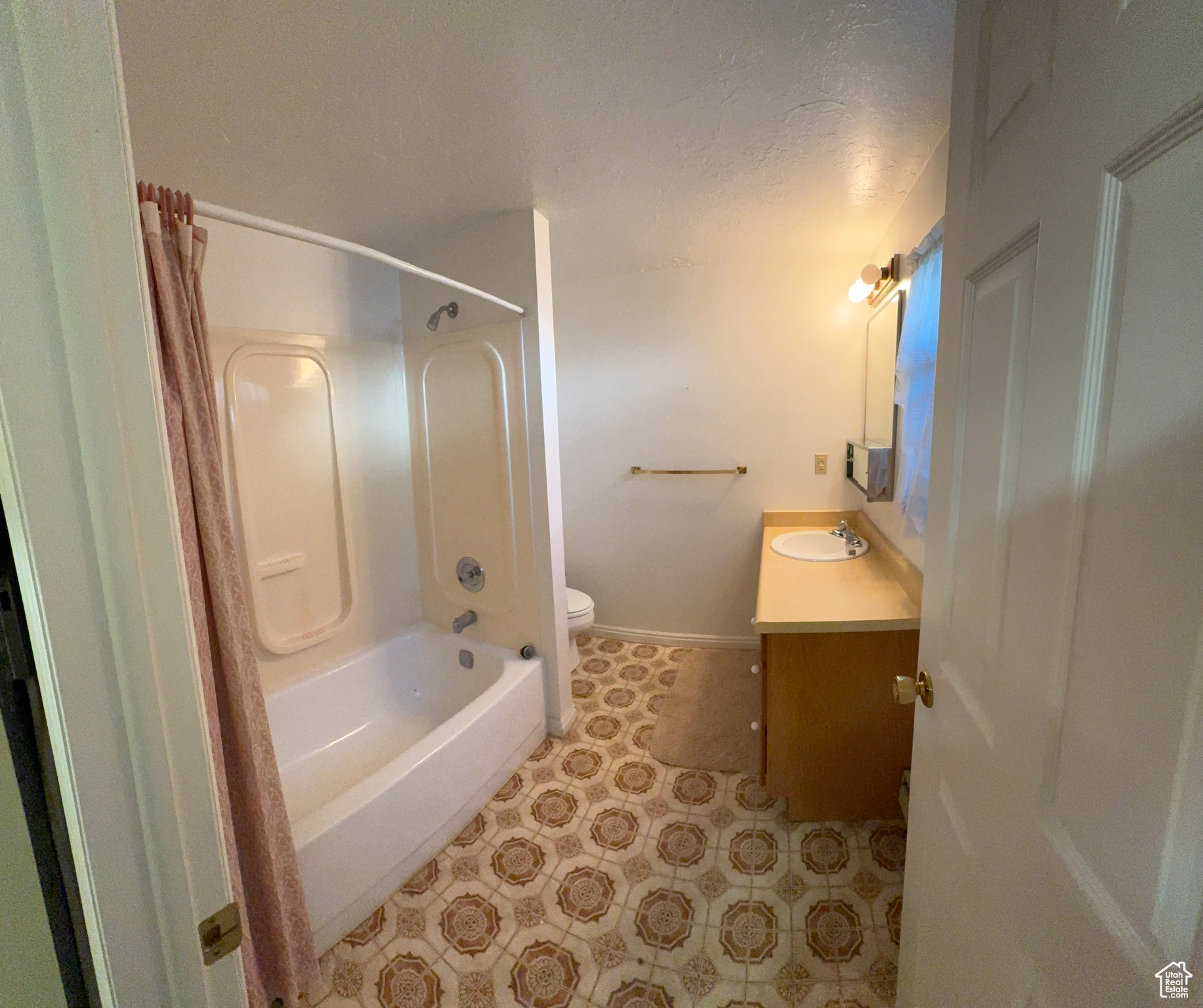 MEADOWS - Residential