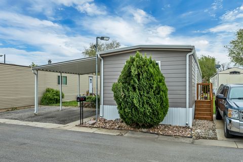 Tiny photo for 333 CHILDS AVE #B3, Ogden, UT 84404 (MLS # 2151557)
