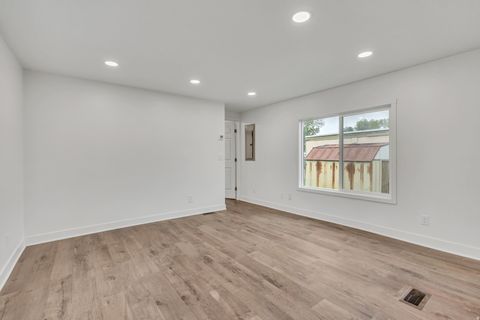 Tiny photo for 333 CHILDS AVE #B3, Ogden, UT 84404 (MLS # 2151557)