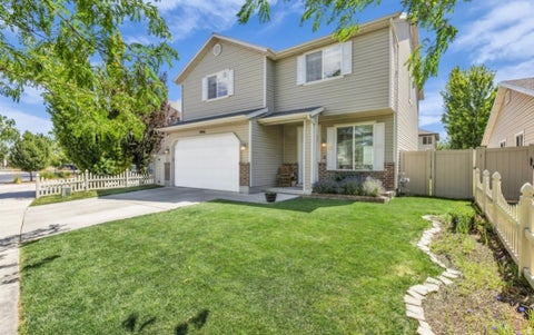 Homes For Sale - 1066 N Skipton Dr<br/> Davis County, North Salt Lake, UT 84054