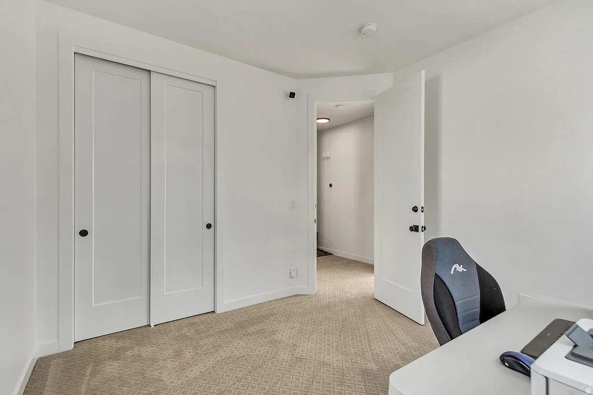 MARINA VILLAGE- DAYBREAK - Residential