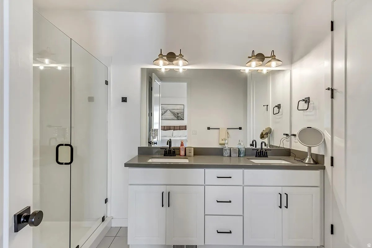 MARINA VILLAGE- DAYBREAK - Residential