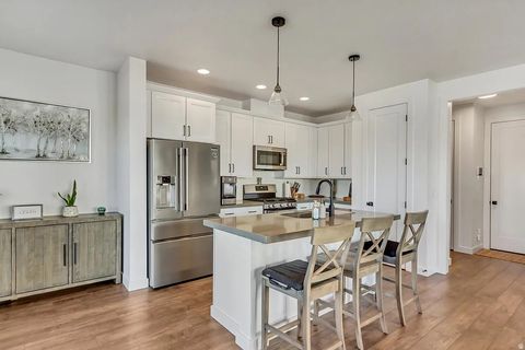 Tiny photo for 11207 S KESTREL RISE RD, South Jordan, UT 84009 (MLS # 2138250)