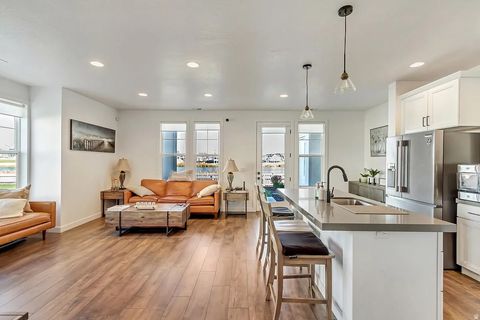 Tiny photo for 11207 S KESTREL RISE RD, South Jordan, UT 84009 (MLS # 2138250)