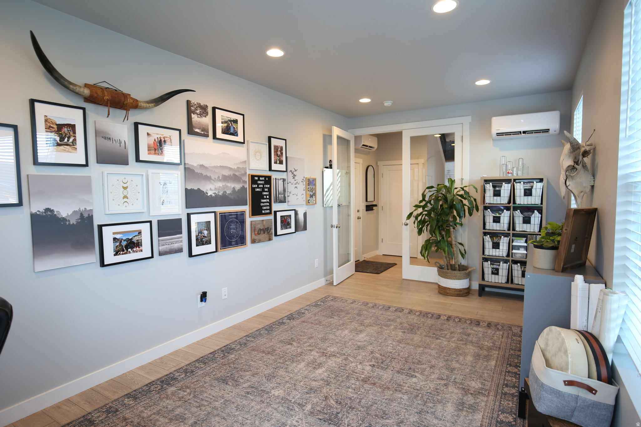 HOLBROOK - Residential