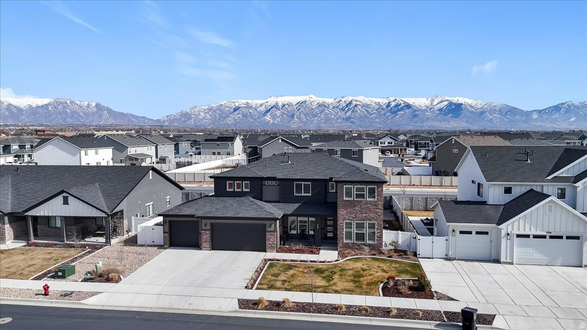 PARKVIEW AT SHORELINE - Residential