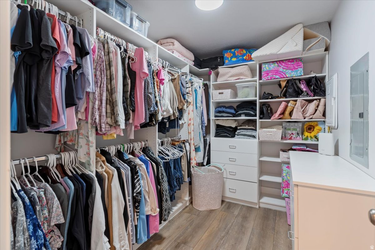 PARKVIEW AT SHORELINE - Residential