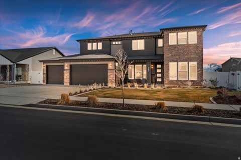 Photo of 3281 S 2410 W, Syracuse, UT 84075 (MLS # 2139393)