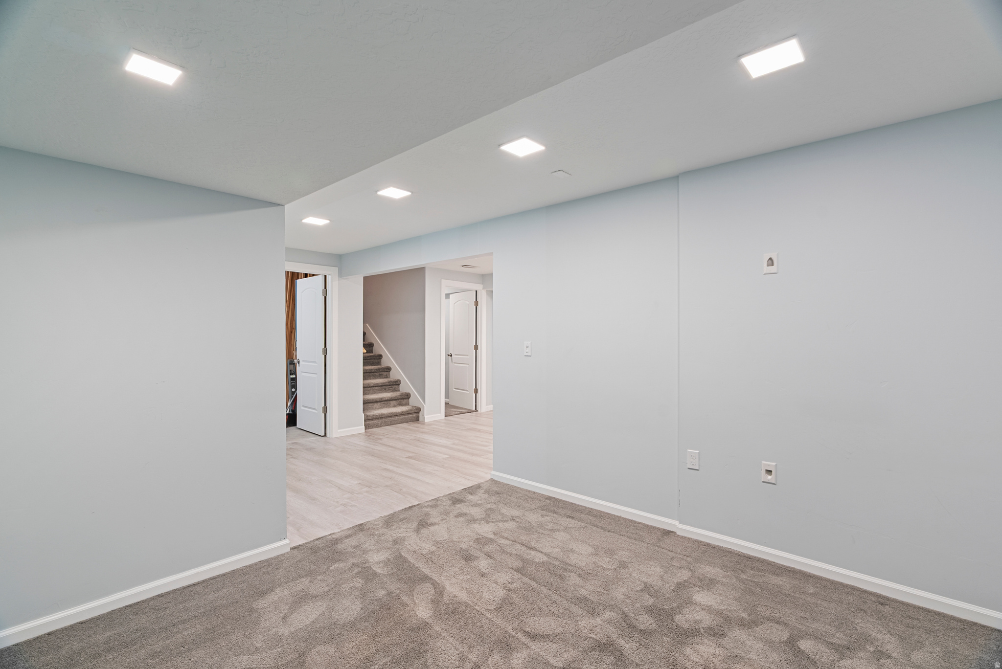 TERRACE HILLS - Residential