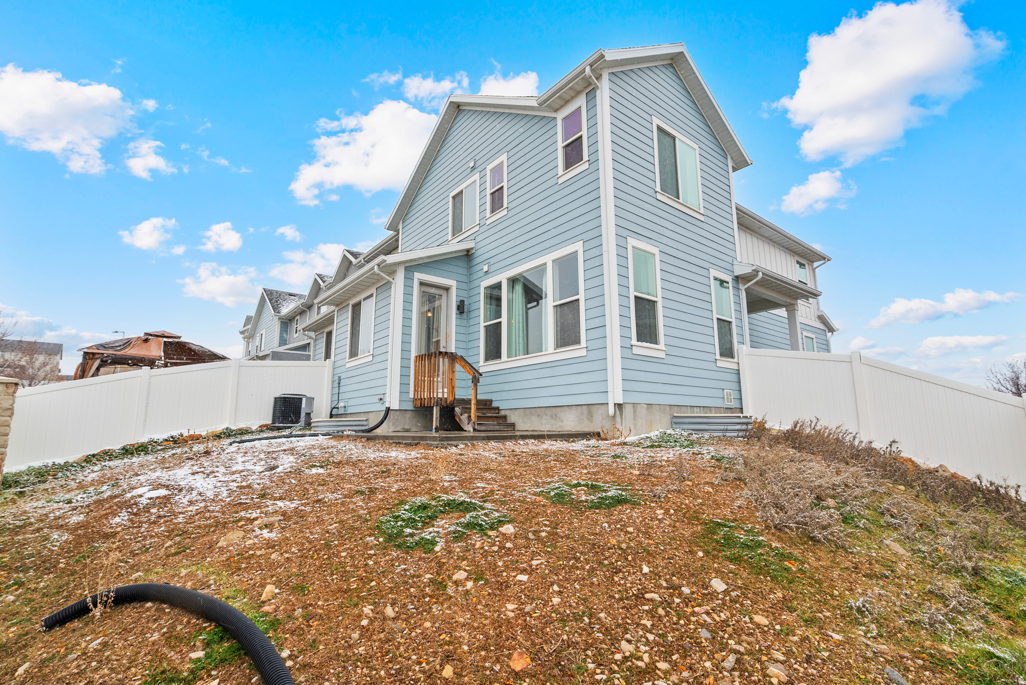 TERRACE HILLS - Residential