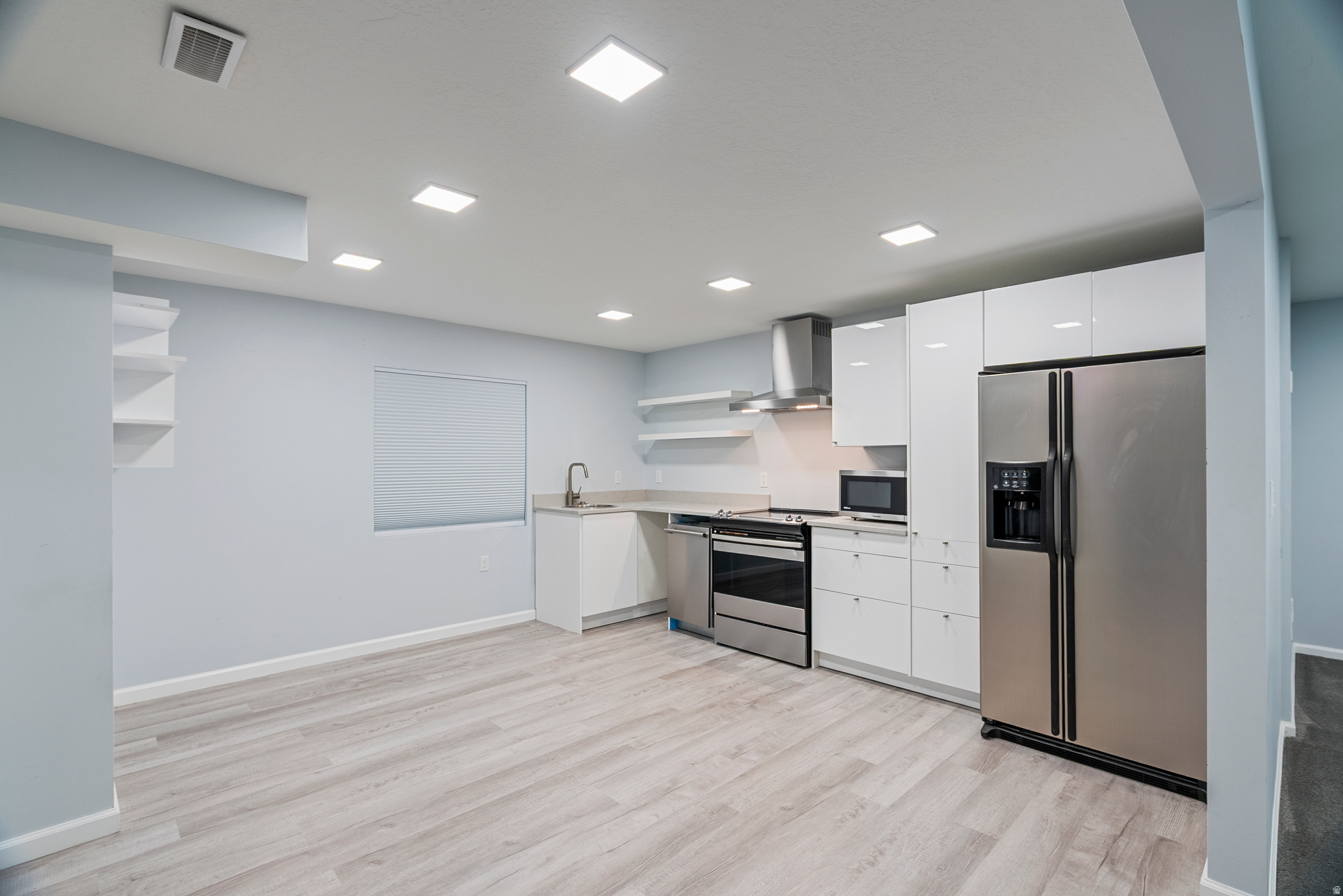 TERRACE HILLS - Residential