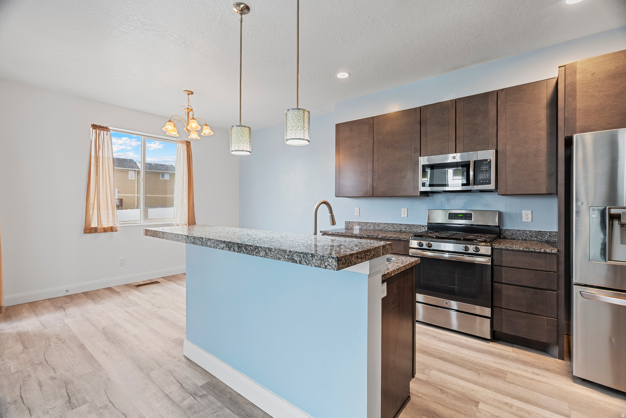 TERRACE HILLS - Residential