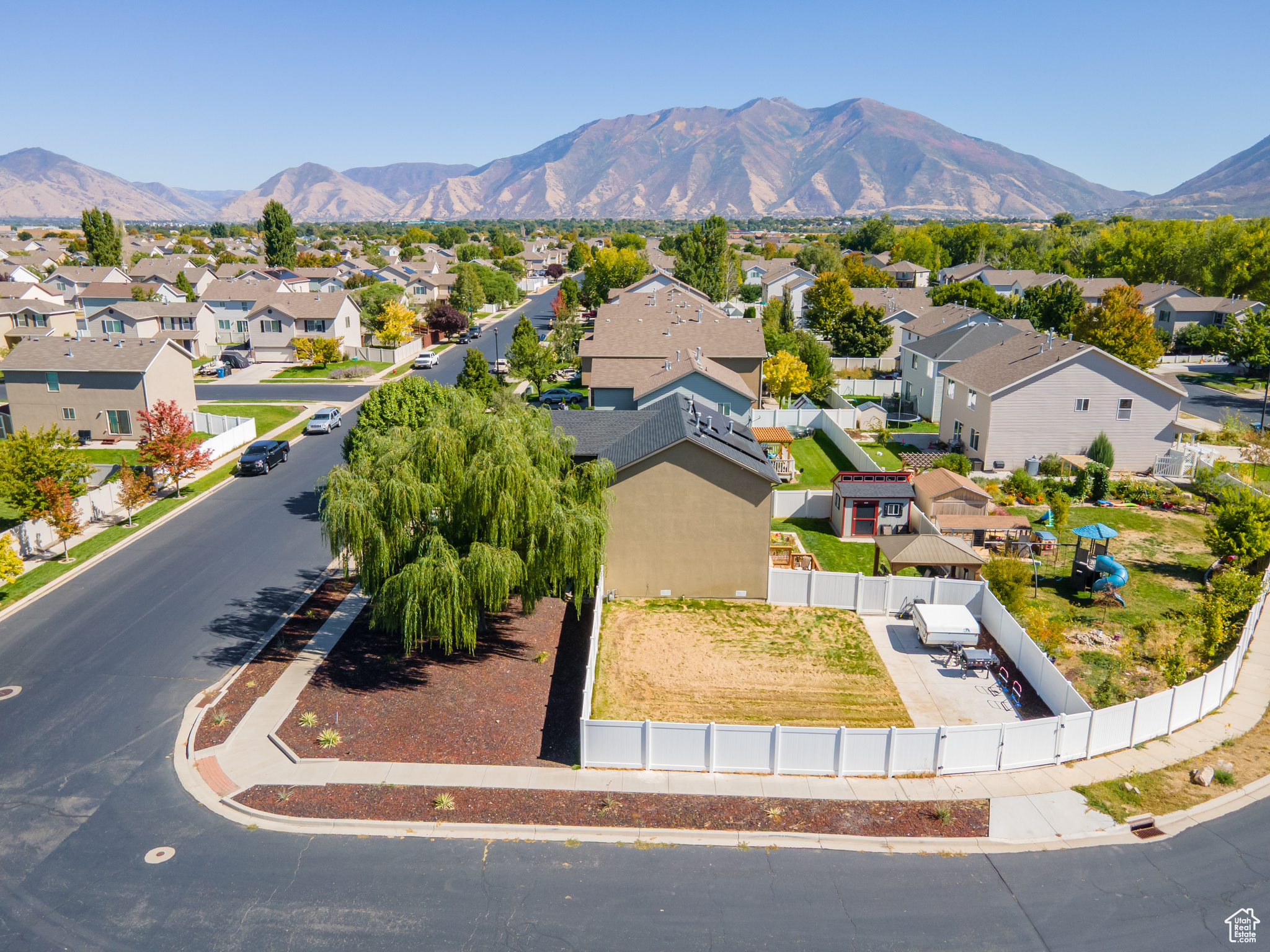 SPANISH FIELDS - Residential