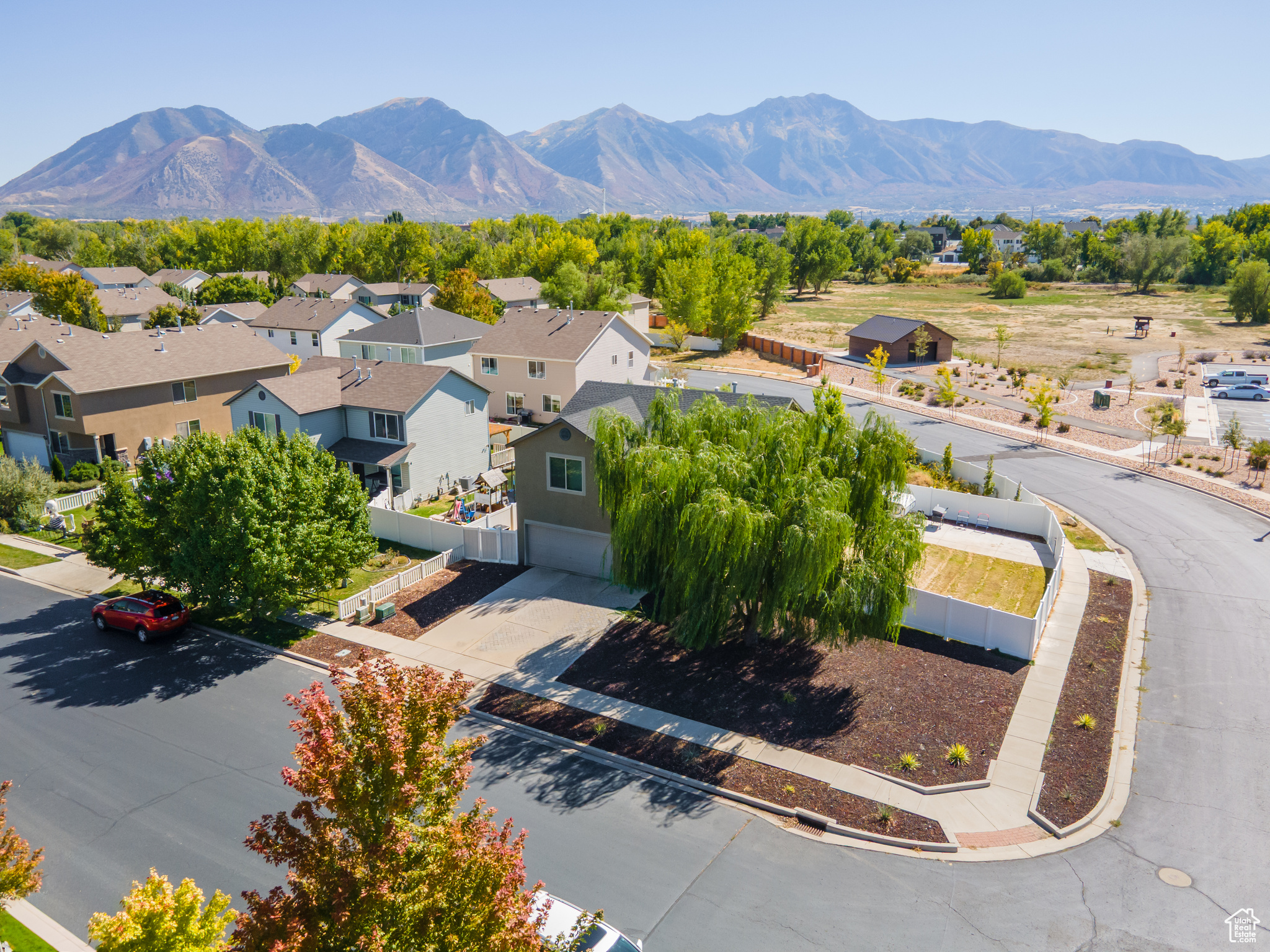SPANISH FIELDS - Residential