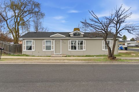 Homes For Sale - 1975 S 1100<br/> Cache County, Logan, UT 84321