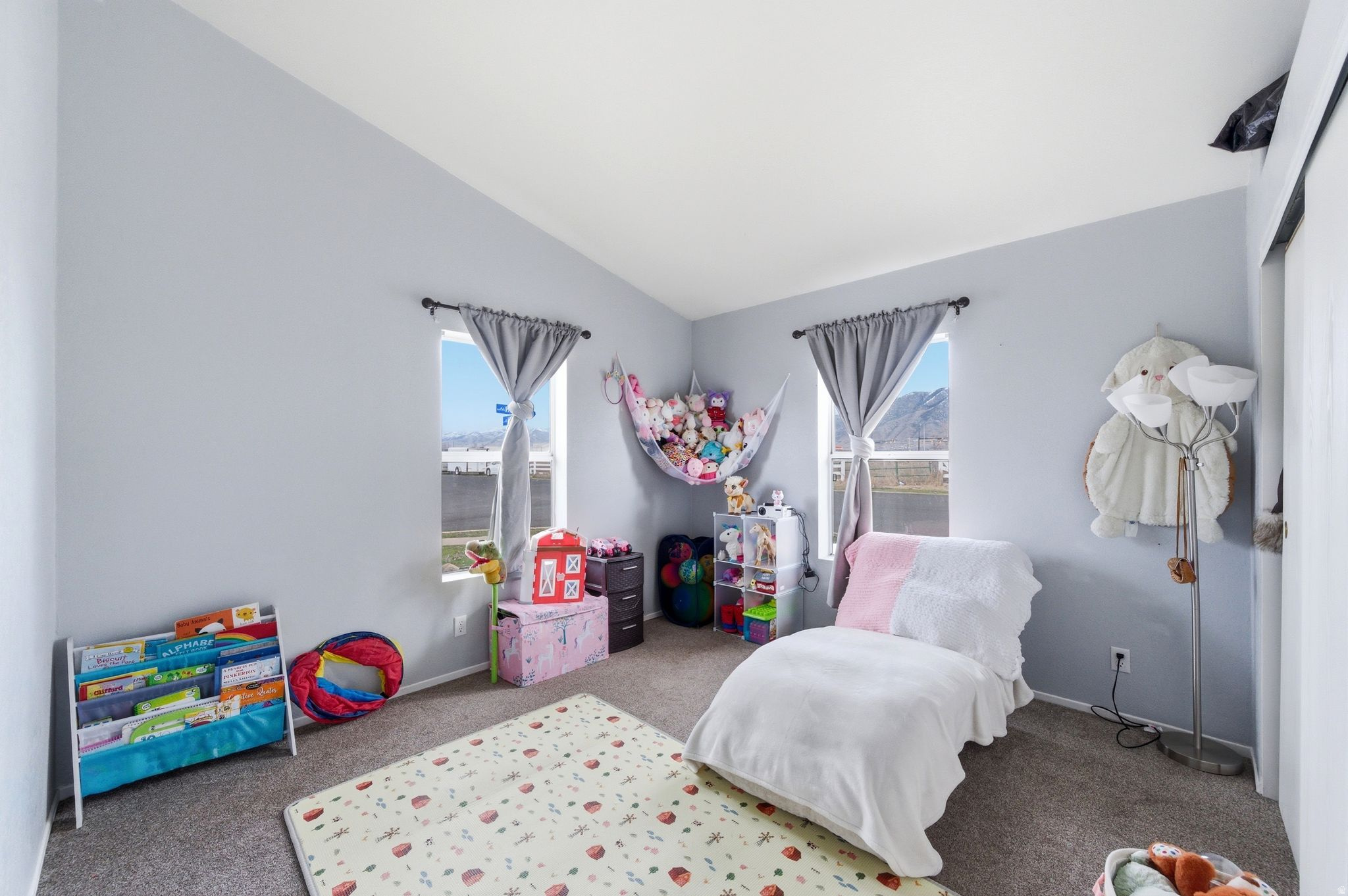 SPRING CREEK - Residential