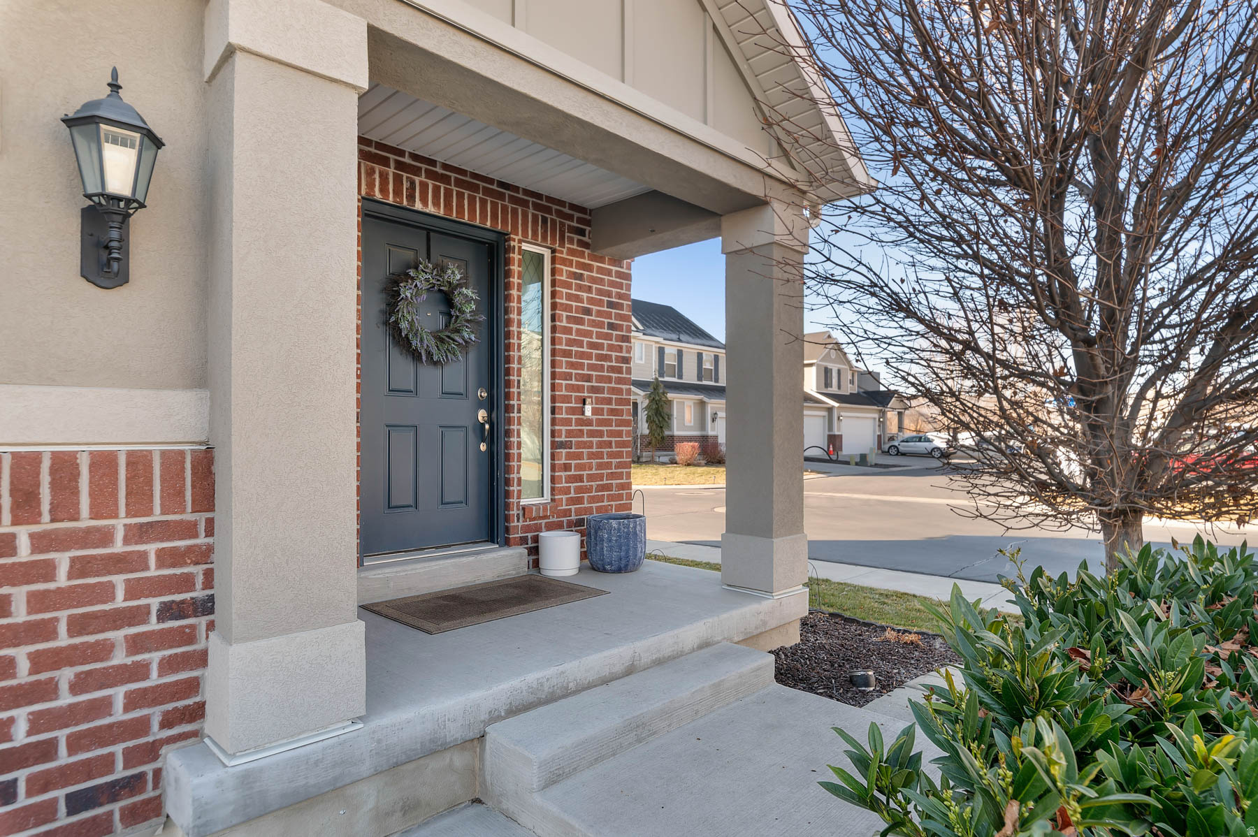 MAYFIELD - Residential