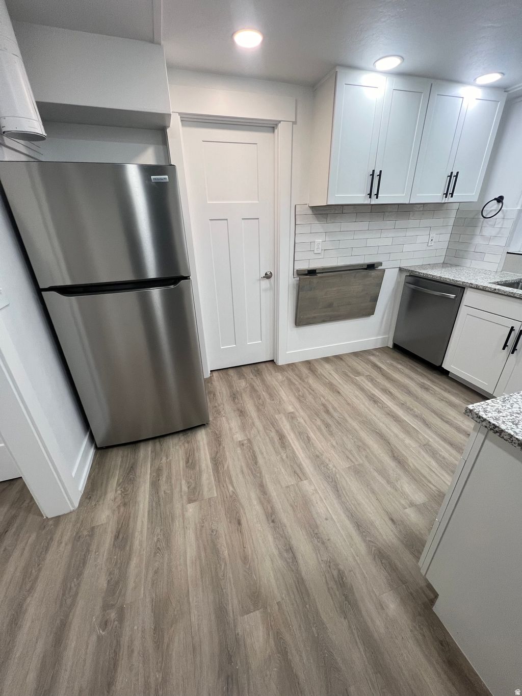 Photo of 1872 E CRESTHILL DR S #BSMT, Holladay, UT 84117 (MLS # 2141948)