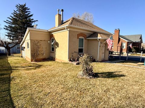 Tiny photo for 345 N 400 E, Bountiful, UT 84010 (MLS # 2135383)