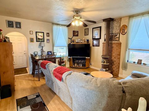 Tiny photo for 345 N 400 E, Bountiful, UT 84010 (MLS # 2135383)