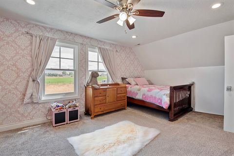 Tiny photo for 364 W 3000 S, Daniel, UT 84032 (MLS # 2147850)